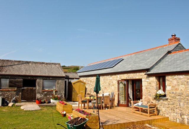 Solar energy in Cornwall - a domestic solar PV installation
